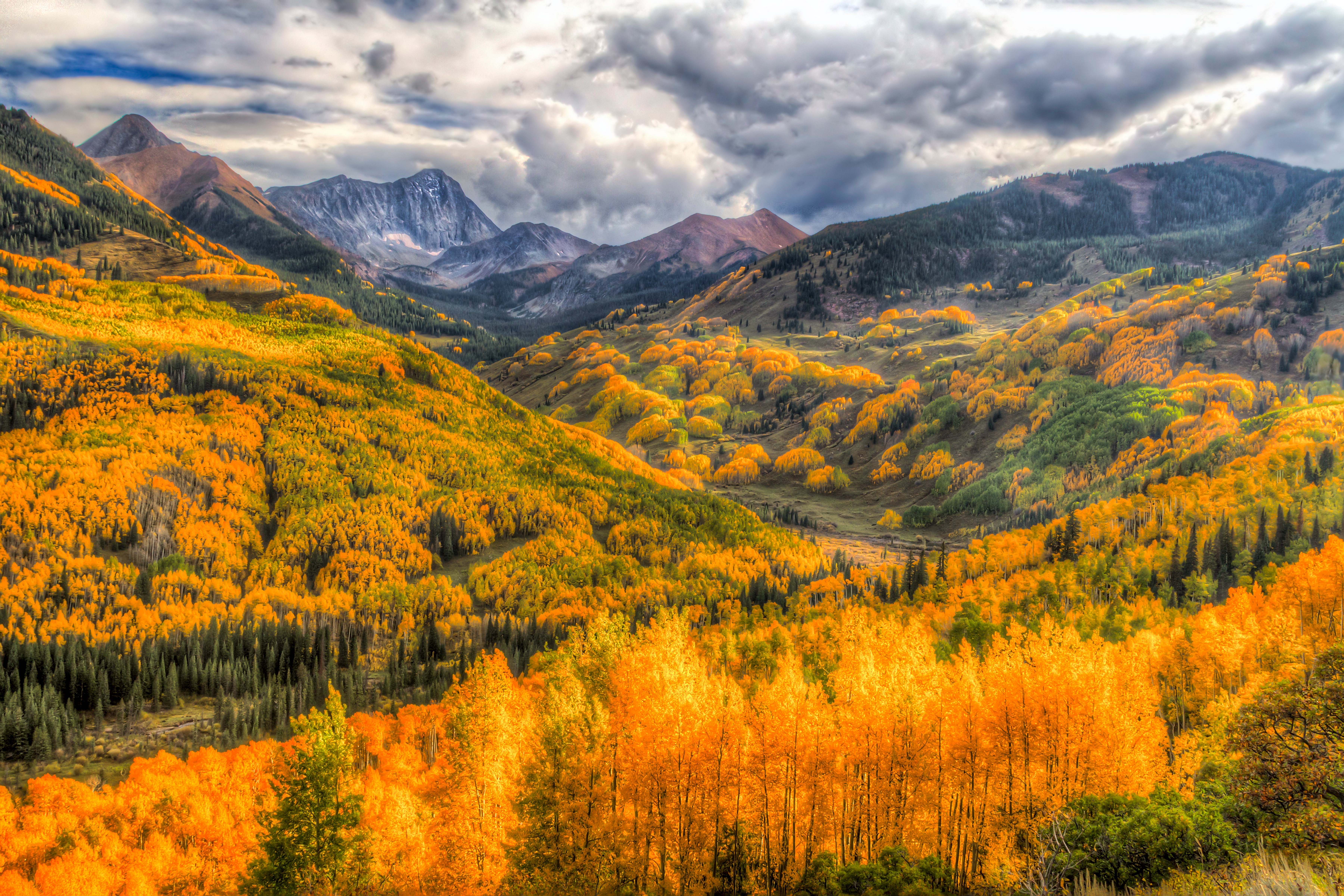 Capital Peak Drama by Tom Heywood Photography